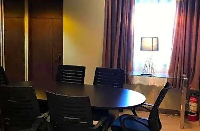 Hotel Maxx Ortigas Manila