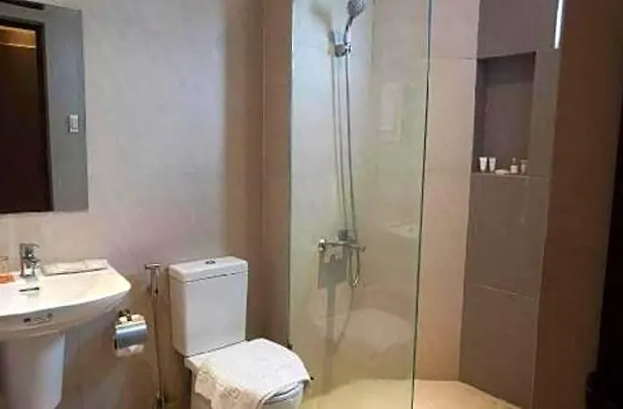 Hotel Maxx Ortigas 4*