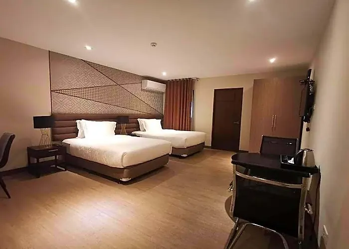 Maxx Ortigas Hotel 4*